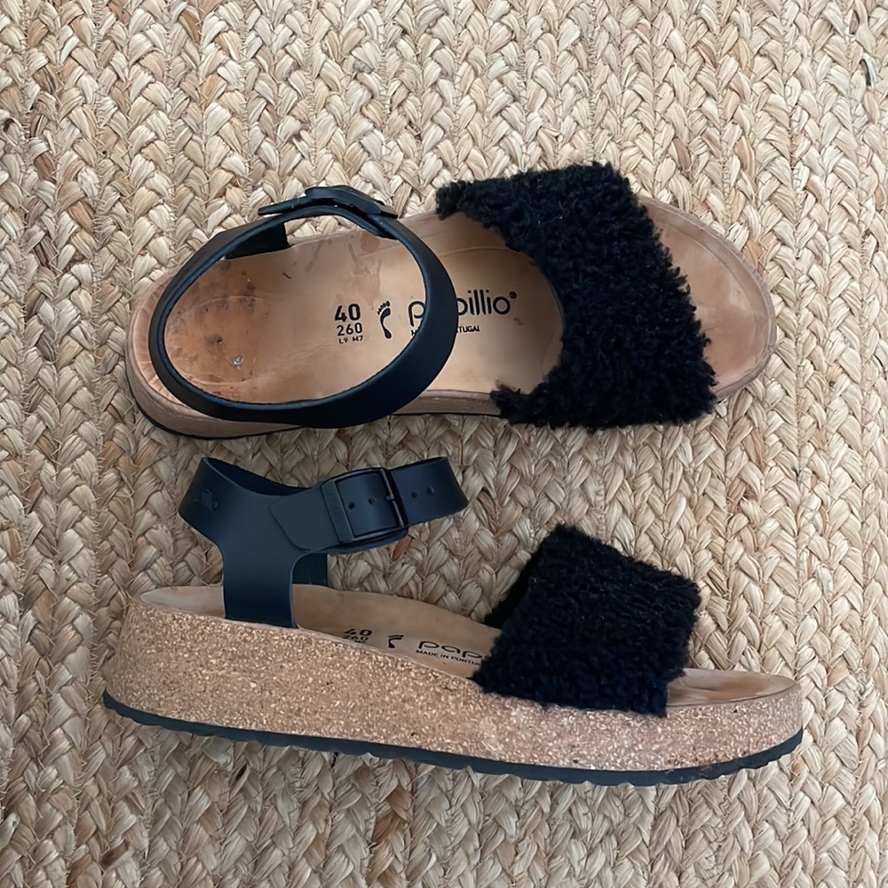 Birkenstock/Papillio Shearling Sandals, Black,Size 40. Worn 3X. Narrow.